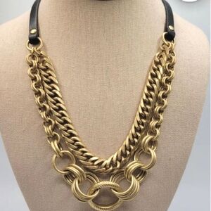CAbi Necklace.